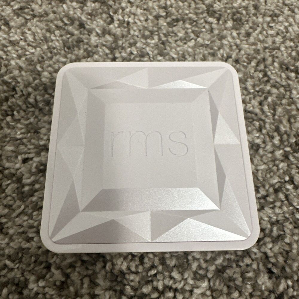 RMS Beauty ReDemension Daily Glow Palette New With Out Box